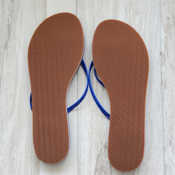 Splendid Flamingo Flip Flops, Blue with Pink Flamingos, Size 9, Never Worn - Picture 3 of 12